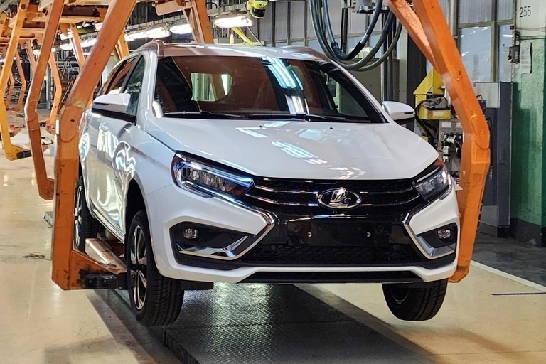 «АвтоВАЗ» остановил конвейер – нет запчастей Автоваз